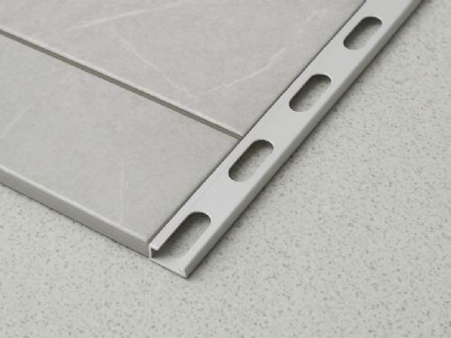 磁磚收邊條怎麼選？設計師教你選材重點與施工細節